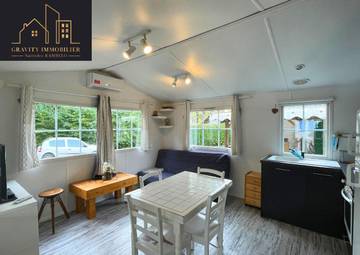 Gîte pour 4 personnes, avec terrasse et vue à Verchaix