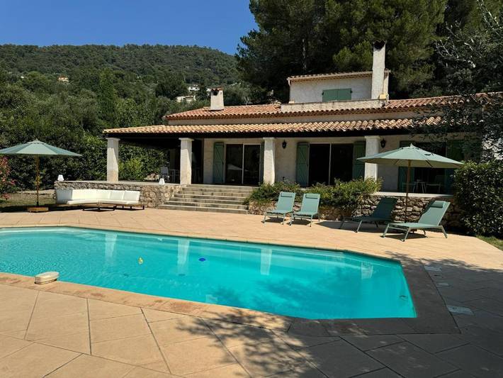 Location de vacances pour 8 personnes, avec jardin et piscine à Le Tignet - 4