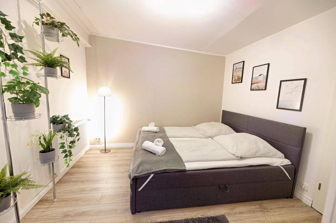 Ganze Wohnung, Peaceful City Garden Apartment in Altona Hamburg, Hamburg
