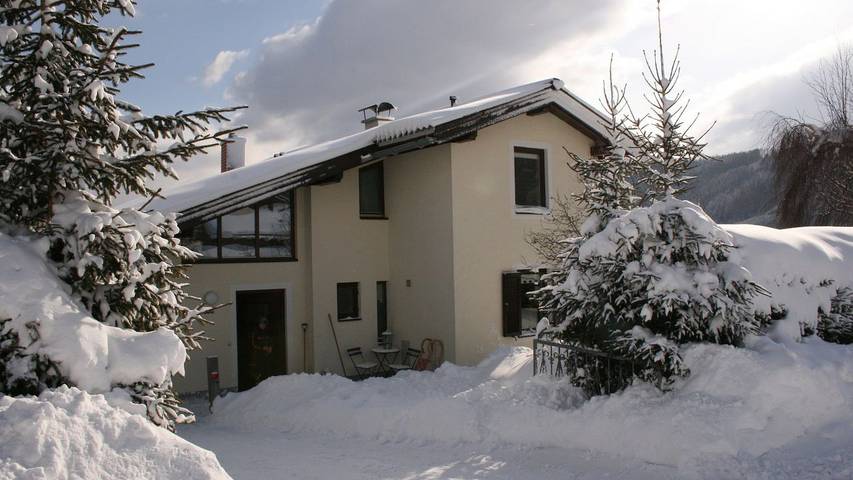 Ferienhaus für 6 Personen, mit Terrasse und Garten in Gröbming