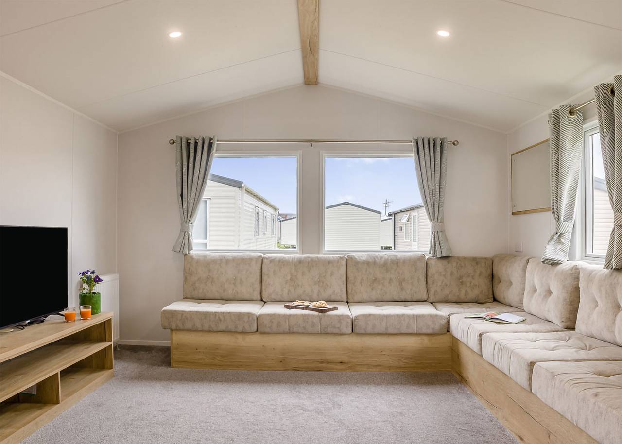 Silver Caravan with parking 6 in Skegness, Lincolnshire