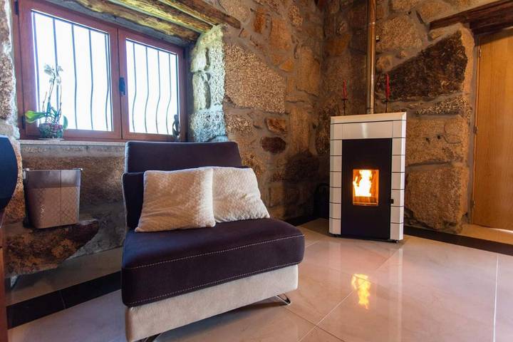 Location de vacances pour 6 personnes, avec piscine ainsi que terrasse et vue à Celorico de Basto - 3