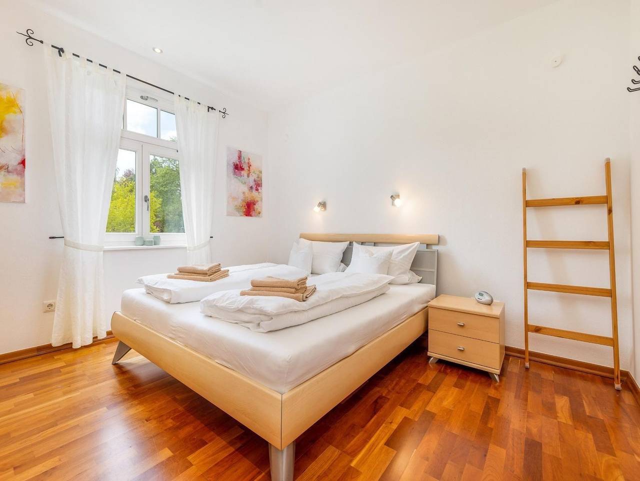 Ganze Ferienwohnung, Rügenbrise am Wasser - Fewo Eg in Halbinsel Zudar, Garz/Rügen