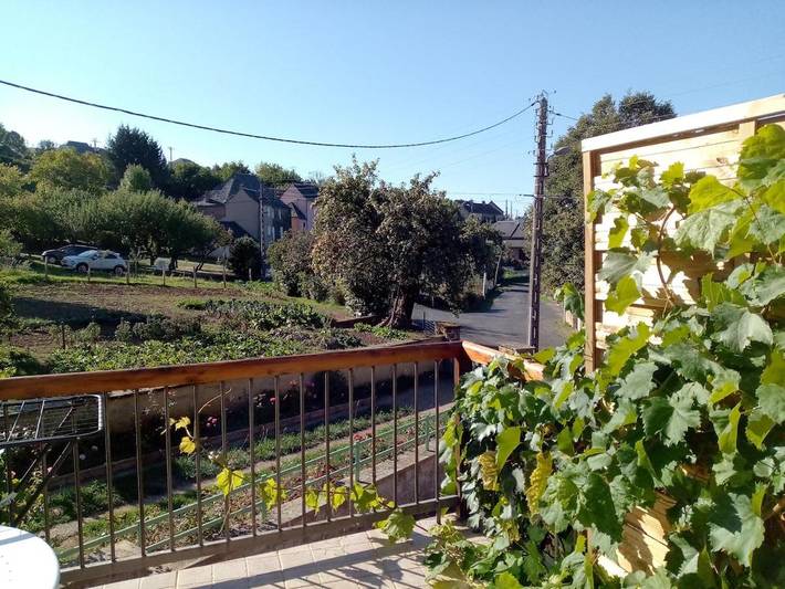 Location de vacances pour 6 personnes, avec Balcon ainsi que Terrasse et Vue à Lassouts - 4