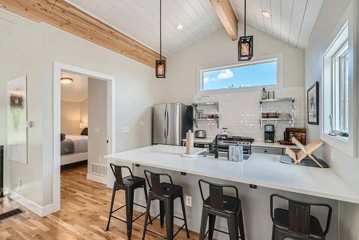Apartamento para 2 personas, con jardín y terraza, Se admiten mascotas en Denver