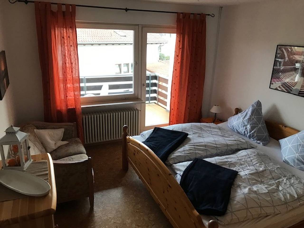 Ganze Wohnung, Apartment „Lindau“ mit gemeinsamer Terrasse, Garten und Wlan in Unteruhldingen, Uhldingen-Mühlhofen