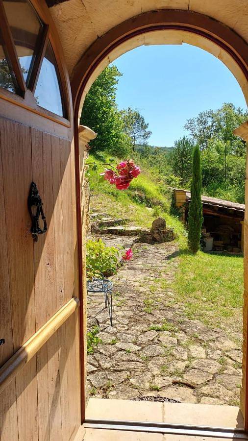 Location de vacances pour 11 personnes, avec terrasse et vue, animaux acceptés à Saint-Avit-Sénieur - 2