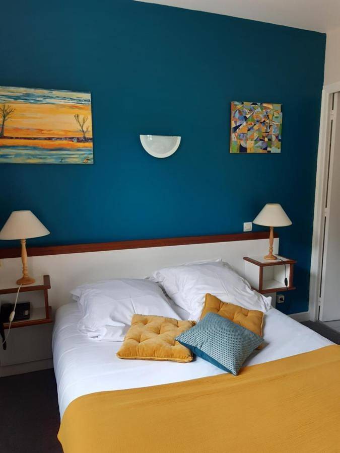 Logis Hotel Le Relais du Serre in Montjoux, Région de nyons