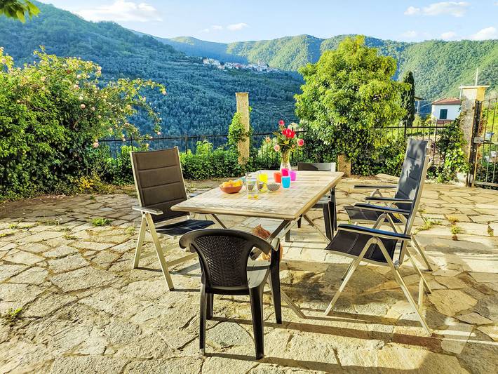 Ferienhaus für 5 Personen, mit Balkon und Garten in Prelà - 2
