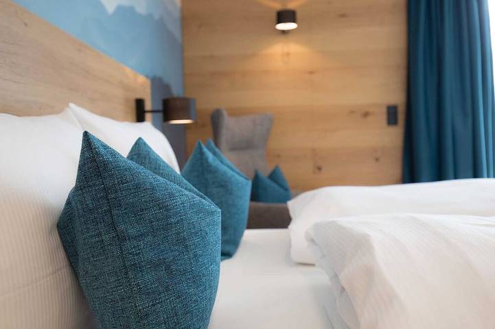 Business - Leo  Apartments - Bayerischer Hof Miesbach Gmbh in Miesbach, Alpenland Tegernsee Schliersee