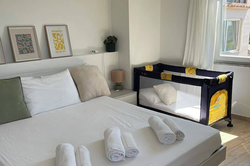 Casa fronte lago con vista mozzafiato! Accogliente e silenzioso. in Anguillara Sabazia, Lago di Bracciano