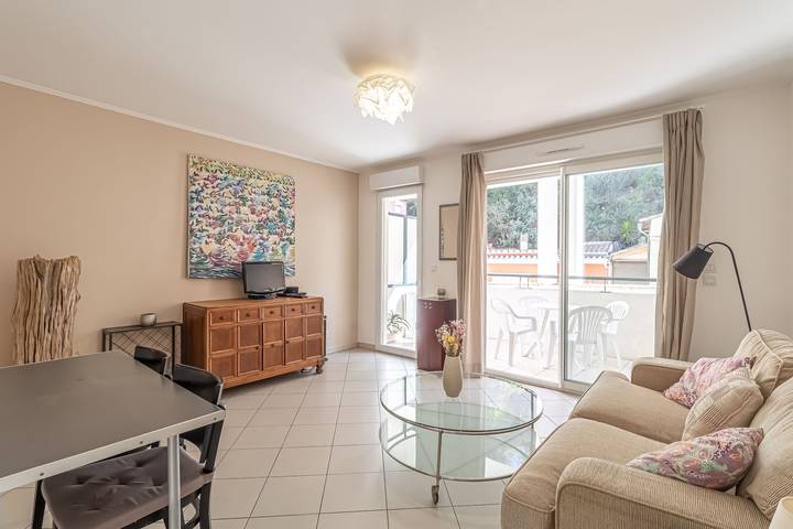 Gîte pour 2 personnes, avec terrasse à Beausoleil - 3