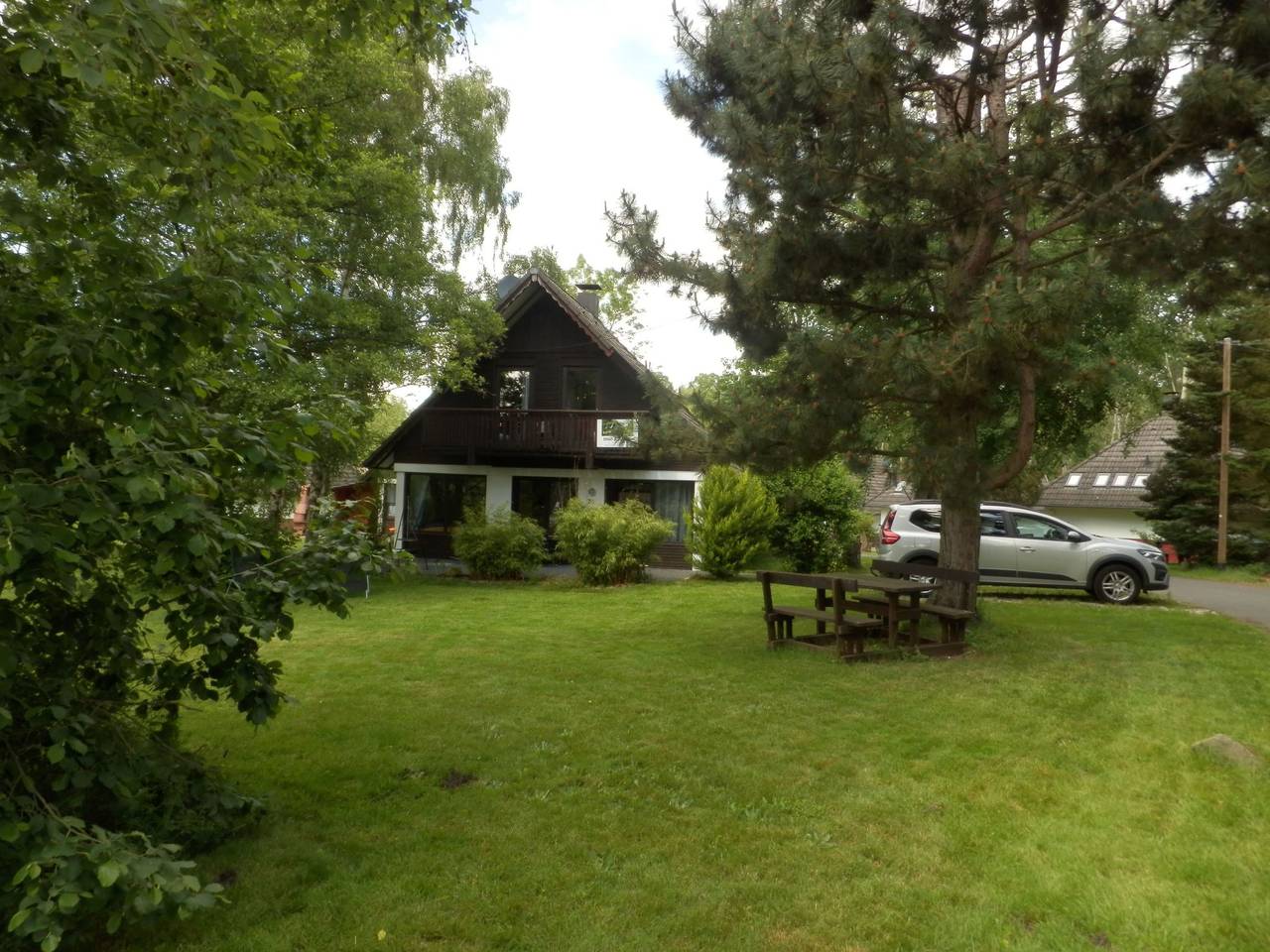 Mit Grill, Terrasse und Garten in Silbersee, Frielendorf