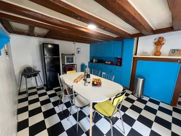 Gîte pour 6 personnes, avec jardin à Saint-Privé