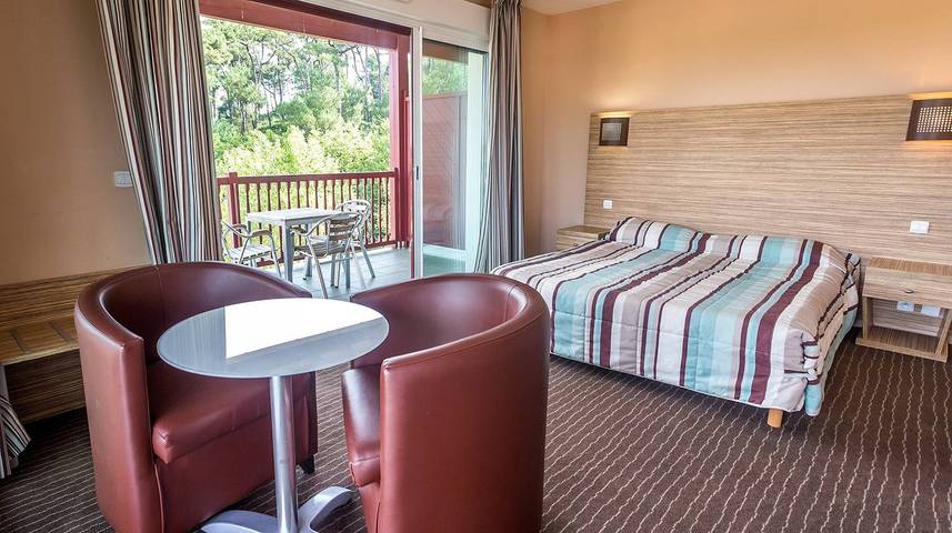 Villa pour 2 personnes, avec piscine et terrasse, adapté aux familles au Pays basque - 4