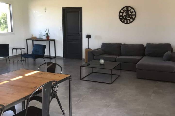 Location de vacances pour 6 personnes, avec jardin et terrasse à Capdrot - 4