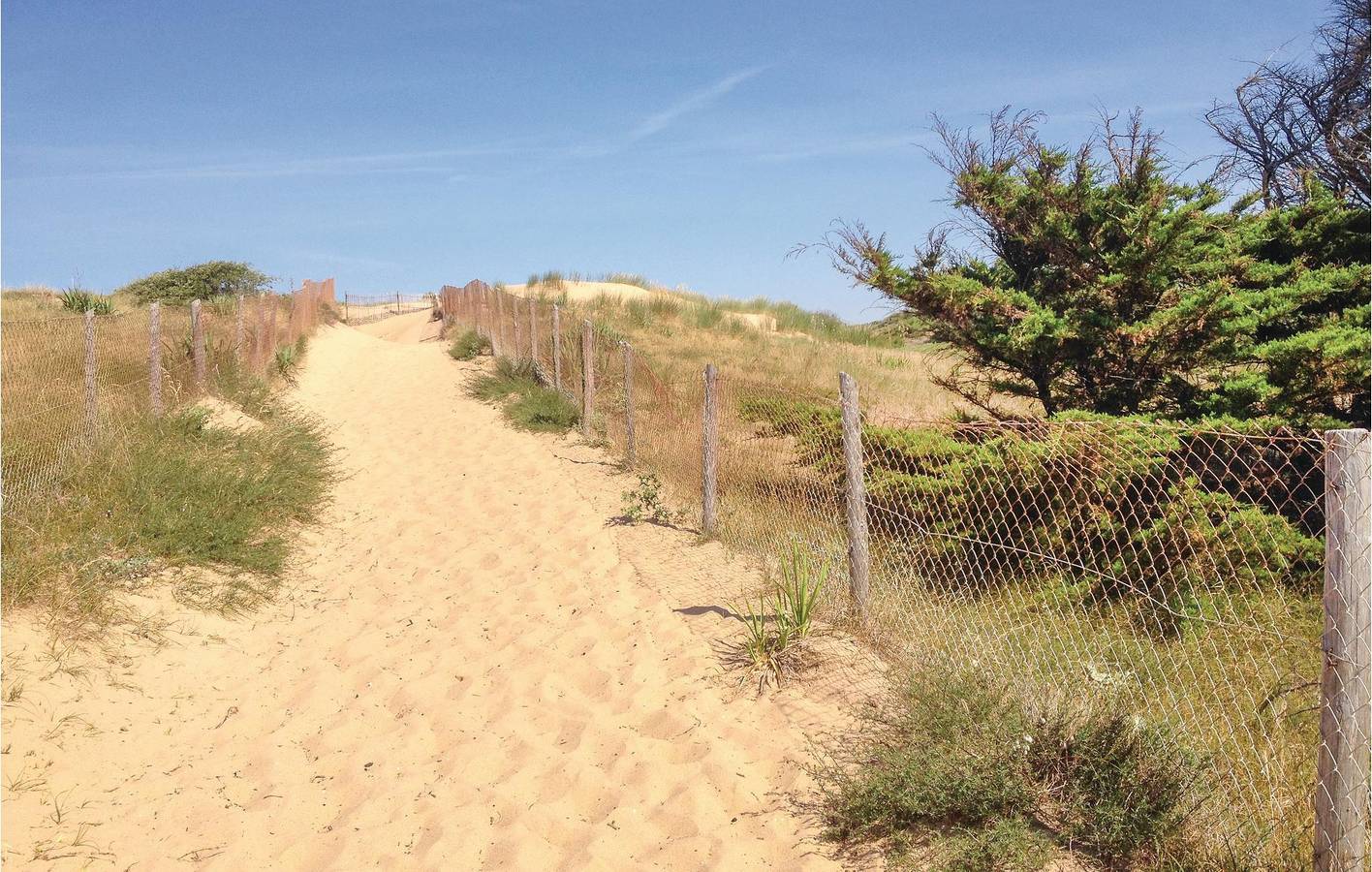 Accogliente appartamento sulla spiaggia con parcheggio e WiFi in L'Aiguillon-la-Presqu'île, Vandea