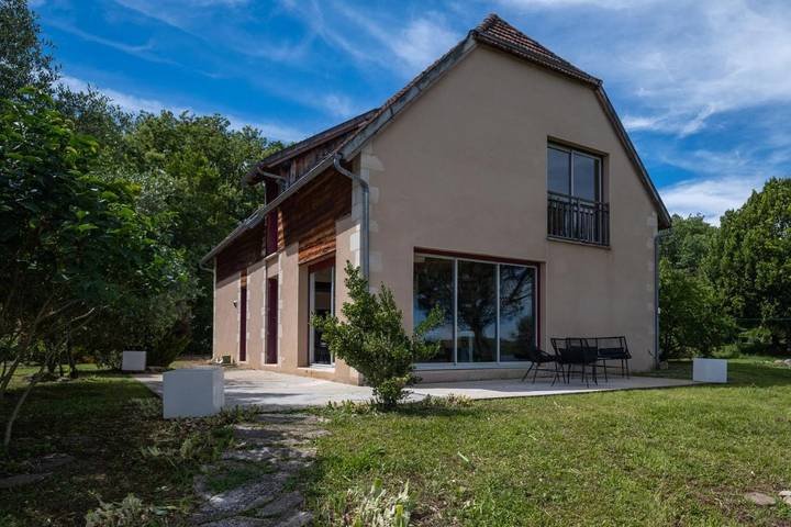 Location de vacances pour 6 personnes, avec vue et jardin, adapté aux familles à Martel - 3
