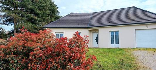 Gîte pour 6 personnes, avec jardin à La Châtre