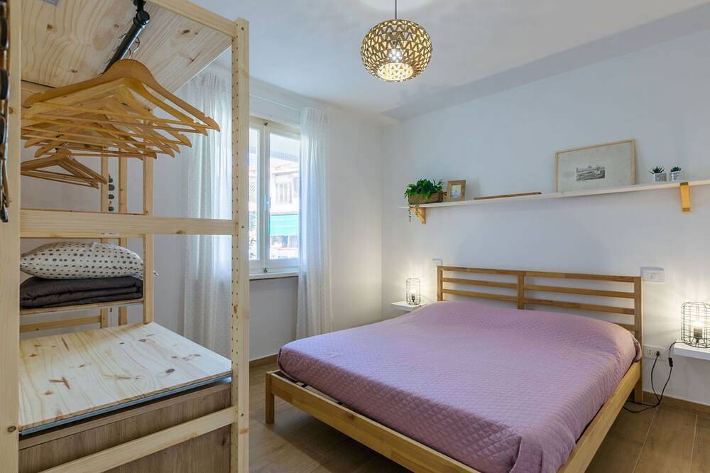 Entire apartment, Lovely apartment for 4 guests with A/C, Wifi, Tv and pets allowed in Marina di Cecina, Cecina