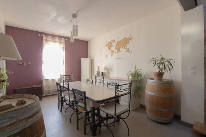 Location de vacances pour 8 personnes, avec jardin, animaux acceptés à Vayres - 3