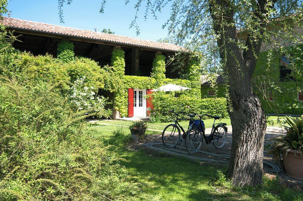 Una casa di campagna tra Parma e Reggio Emilia. in Quattro Castella, Provincia di Reggio Emilia