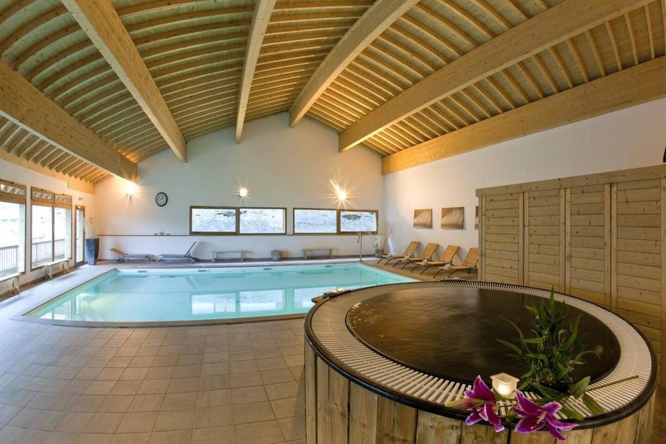 Appartement entier, Appartement charmant à Orelle avec jacuzzi, 32 m² in Orelle, Région de Saint-Jean-de-Maurienne