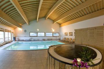 Gîte pour 4 personnes, avec balcon et piscine à Orelle