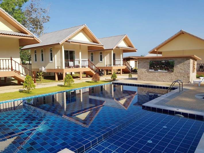 Parc de vacances pour 2 personnes, avec jardin et piscine ainsi que bassin pour enfant et vue dans Khao Lak - 3