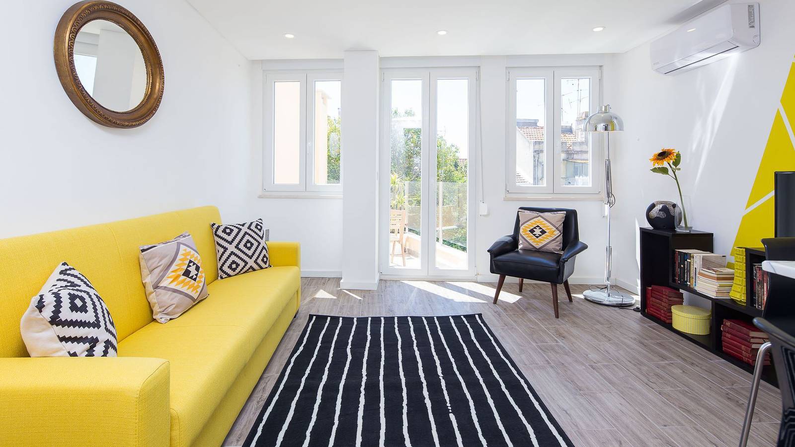 Ganze Wohnung, Ferienwohnung für 4 Personen mit Balkon in Lissabon, Costa de Lisboa