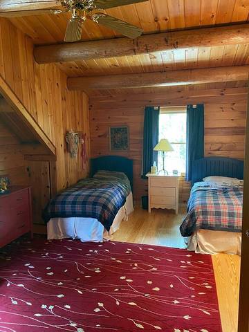 Log Cabin for 8 Guests in Bethel (ME), Oxford County, Picture 4