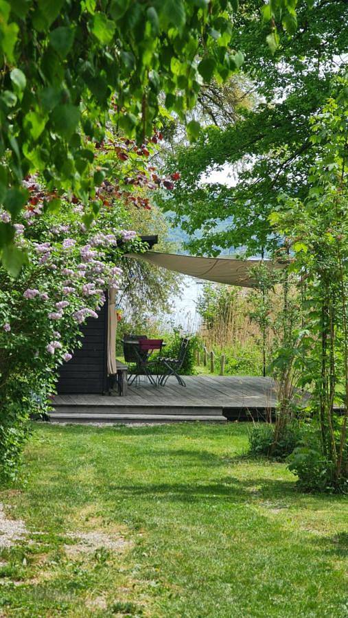 Chalet für 3 Personen, mit Garten und Seeblick sowie Ausblick und Terrasse, mit Haustier am Ammersee