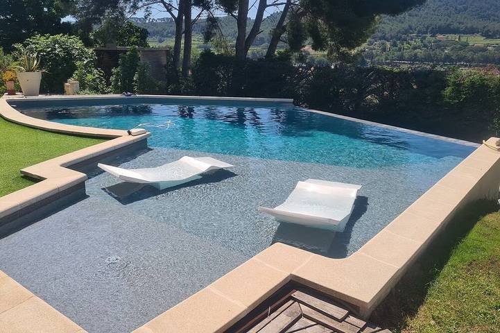Wunderschönes Loft mit Meerblick in La Cadière-d'Azur, Mittelmeerküste (Frankreich)