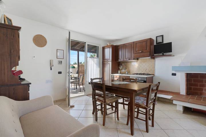 Appartement 'Ground Floor' à Gallipoli avec terrasse privée, jardin et Wi-Fi in Gallipoli, Golfe de Tarente