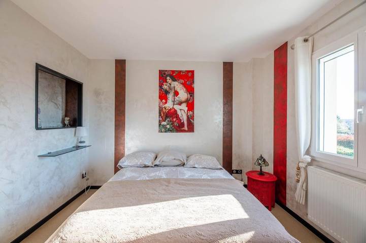 Chambre d’hôte pour 2 personnes, avec piscine ainsi que vue et jardin dans l' Ain - 3