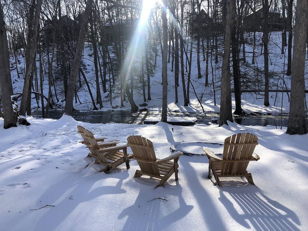Silver Fox Wasserfront Ssmook Lux Pocono Zuhause, Hot Tub, Säge Creek Front in Saw Creek, Pike County
