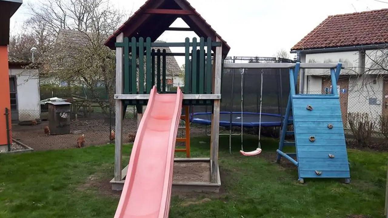 Ganze Ferienwohnung, Ferienwohnung für 6 Personen (115 m²) in Zudar in Halbinsel Zudar, Garz/Rügen