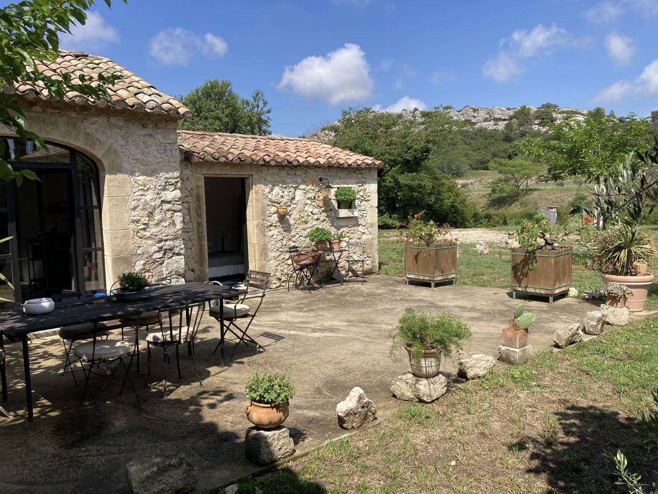 Studio entier, Mazet du Hameau du Mas de Chabaud in Eygalières, Région d'Arles