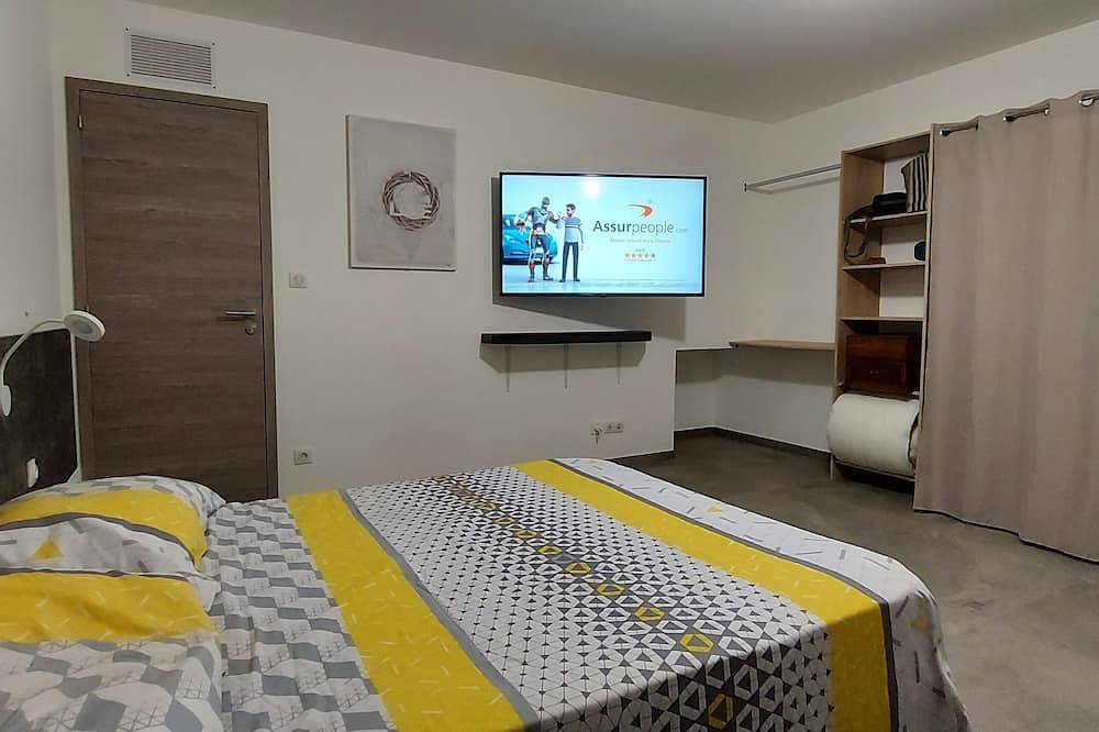 Exceptional geographical location! Beach 3 minutes away, nice stay, plancha in Taglio-Isolaccio, Arrondissement de Corte