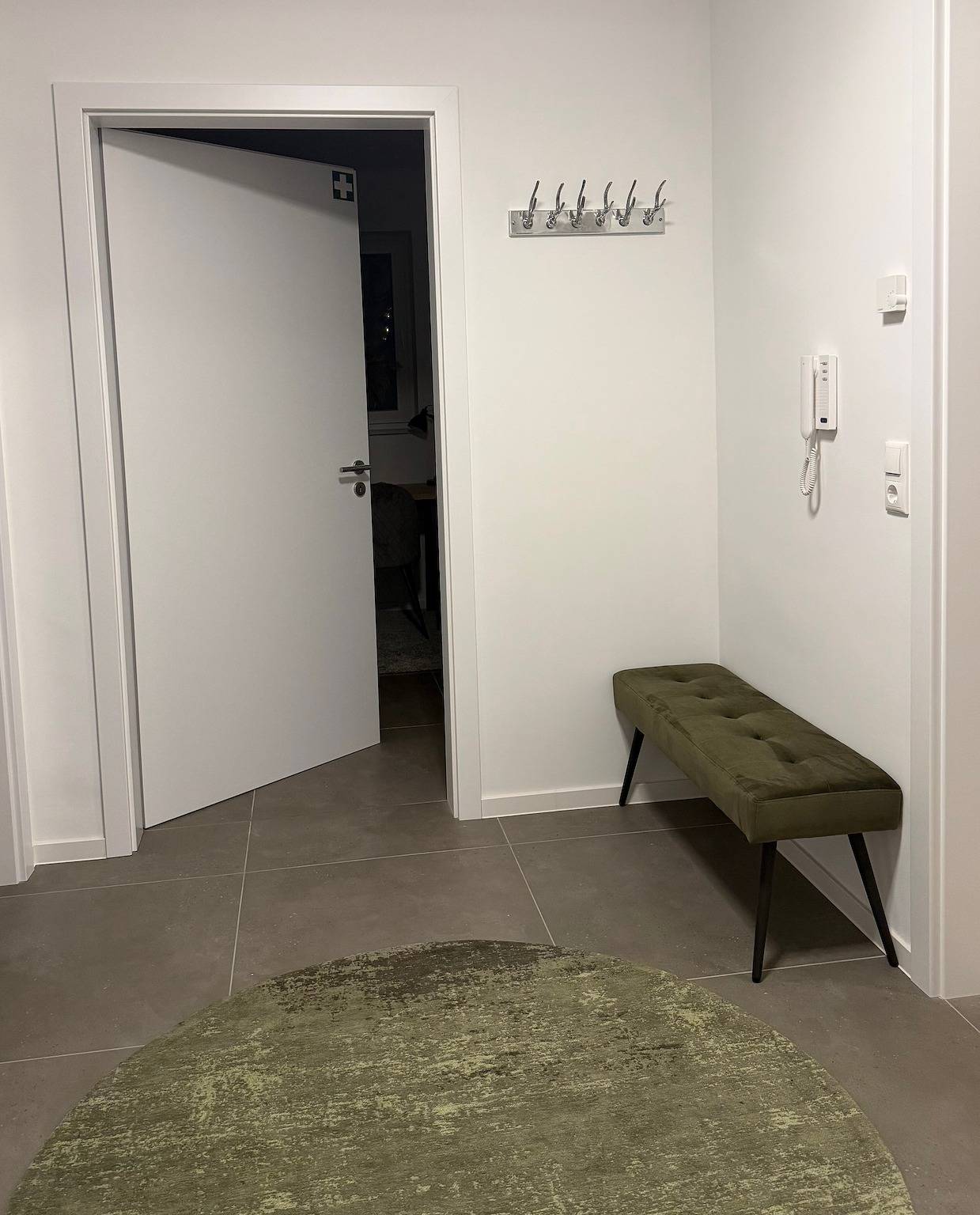 Ganze Wohnung, Noahs ferienoase - Luxusappartement, barrierefrei, Neubauwohnung, Stadtnähe, Bahnhofsnähe in Schortens, Nordseeküste