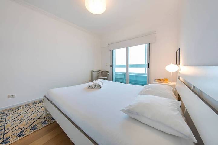 Ganze Wohnung, 2 Bedroom W/ Garage Family Wonder in Lissabon, Costa de Lisboa