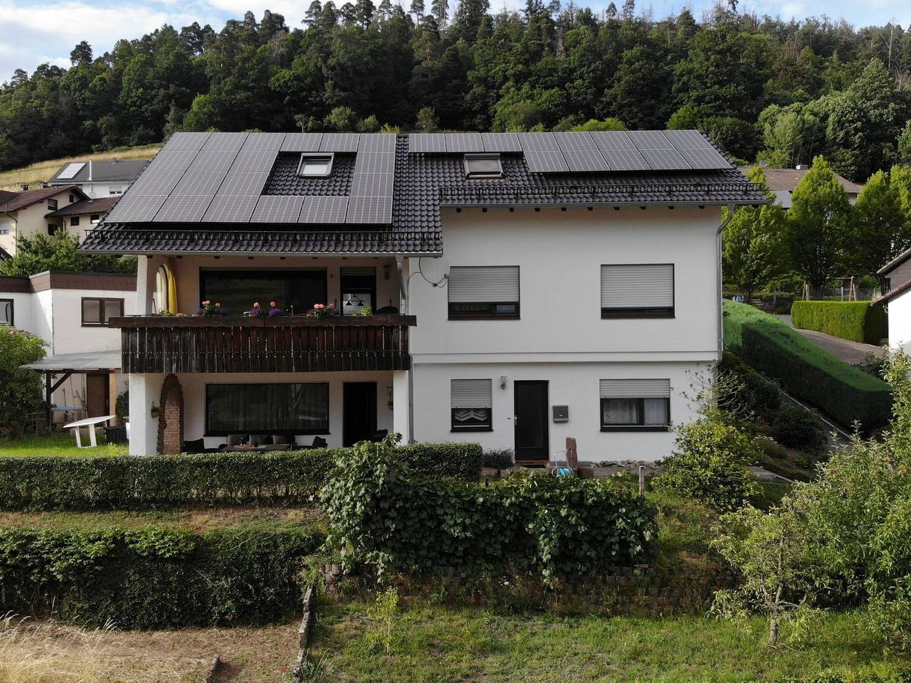Ganze Wohnung, Ferienwohnung 'Am Südhang' mit Bergblick, privater Terrasse und Wi-Fi in Reichental, Gernsbach