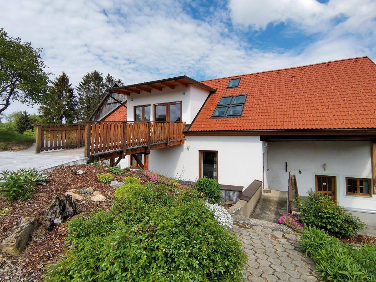 Double Room with Garden View in Niedergrünbach, Bezirk Krems an der Donau-Land