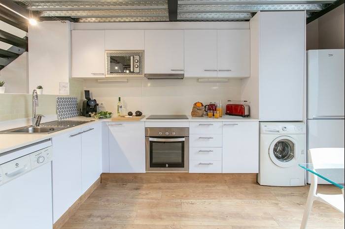 Appartement de vacances entier, B0 Duplex exceptionnel à Gracia avec une grande terrasse in Barcelona Centre, Barcelone