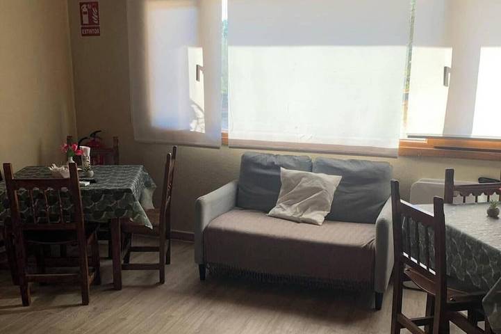 Ganze Wohnung, Namaste and Indalo Rooms in Candeleda, Valle del Tiétar