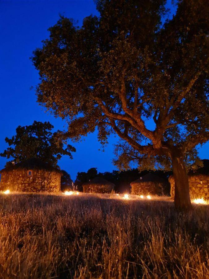 Chozos Las Flores de la Dehesa in Calzadilla (desambiguación), Provincia de Cáceres