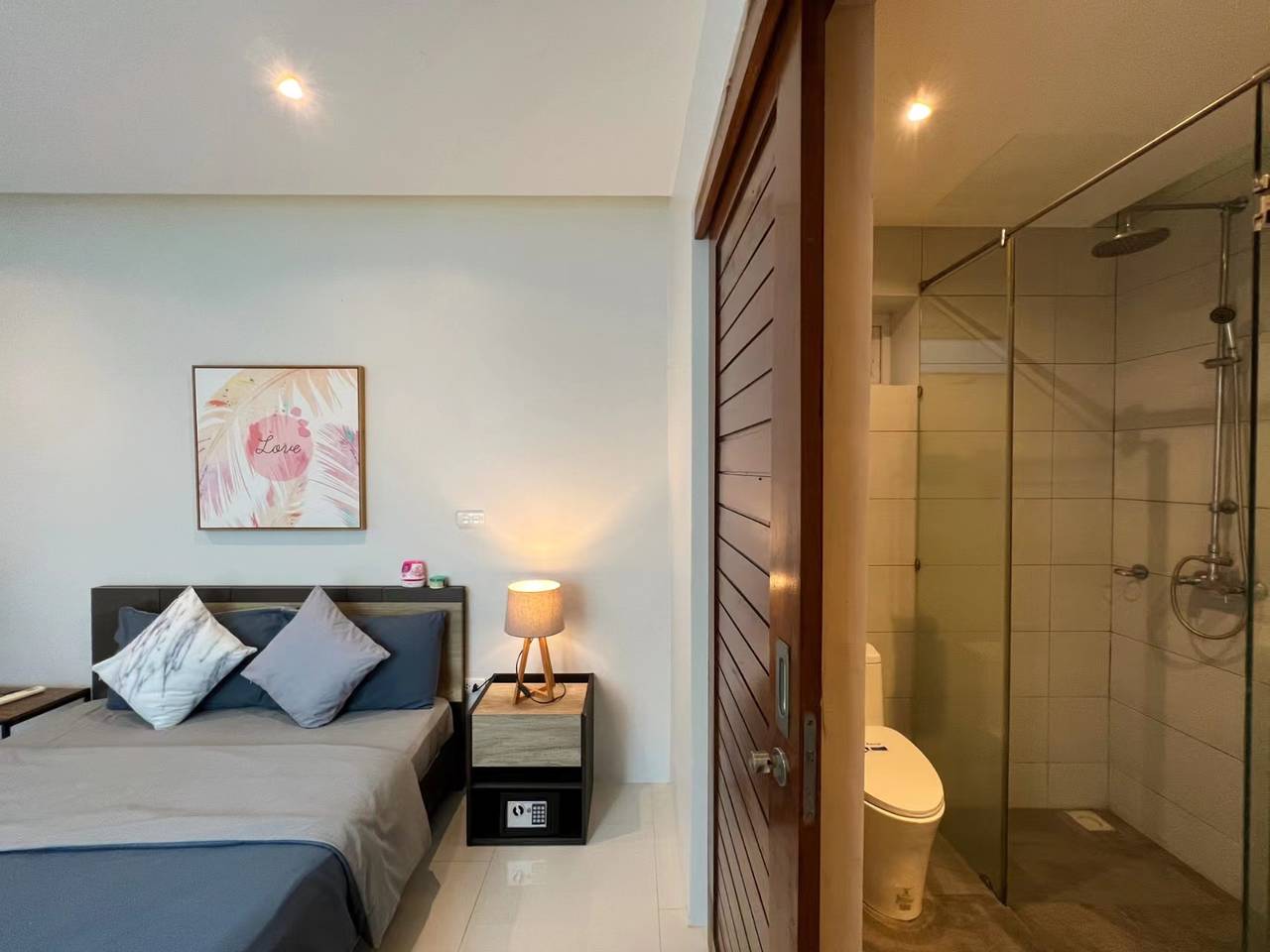 Mountain view pool Villa in Kamala in Kamala