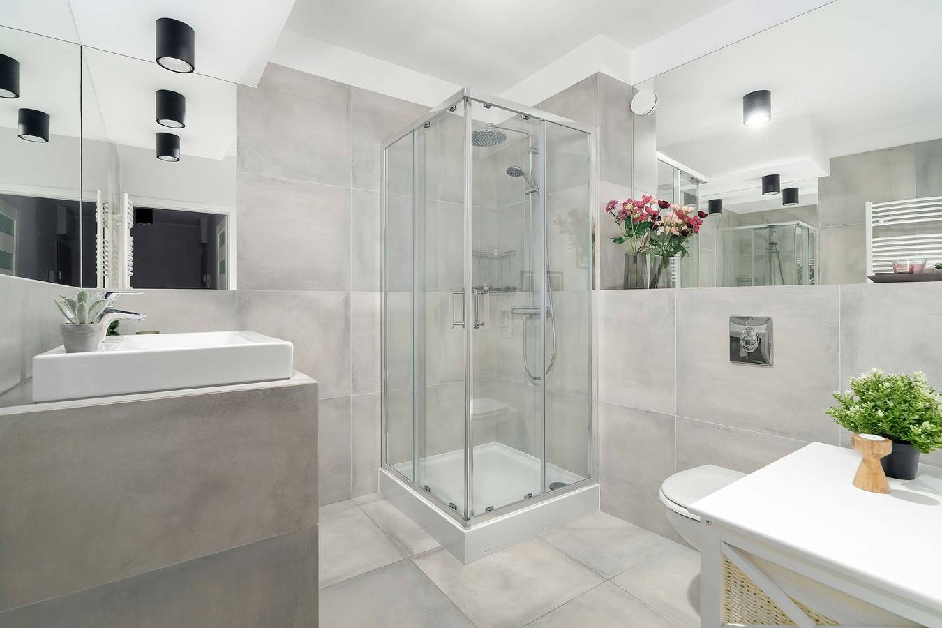 Apartamento entero, Spacious Apartment in Poznan | Parking, Balcony, 2 Bedrooms in Poznań, Gran Polonia (región histórica)