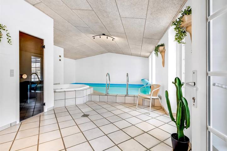 Ferienhaus für 12 Personen, mit Terrasse und Sauna sowie Whirlpool, mit Haustier in Blavand - 2