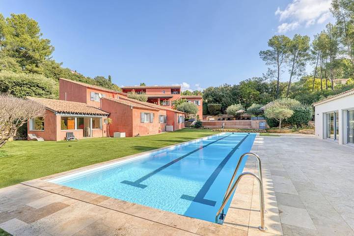 Villa pour 20 personnes, avec sauna et terrasse à Le Castellet
